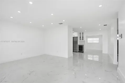 5521 SW 104th Avenue Miami FL 33165