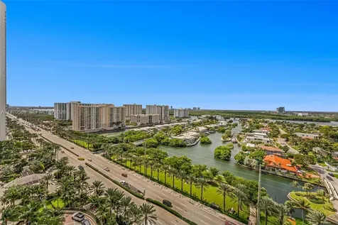 16275 Collins Avenue Sunny Isles Beach FL 33160