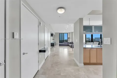 16275 Collins Avenue Sunny Isles Beach FL 33160