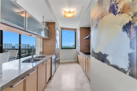16275 Collins Avenue Sunny Isles Beach FL 33160