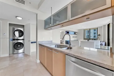 16275 Collins Avenue Sunny Isles Beach FL 33160