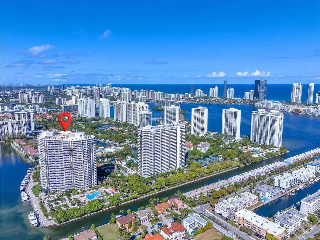 1000 E Island Boulevard Aventura FL 33160