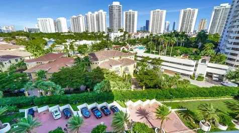 1000 E Island Boulevard Aventura FL 33160