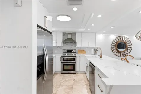 5701 Collins Avenue Miami Beach FL 33140