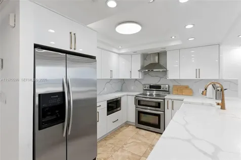 5701 Collins Avenue Miami Beach FL 33140