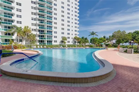 3001 S Ocean Drive Hollywood FL 33019
