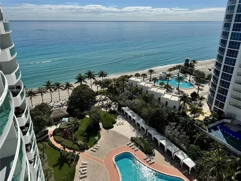 3001 S Ocean Drive Hollywood FL 33019