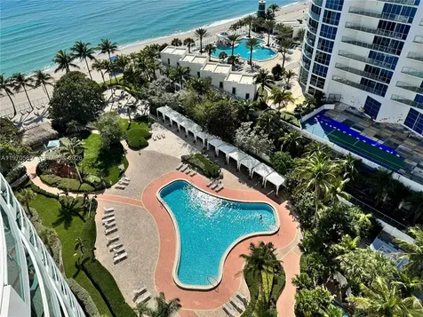 3001 S Ocean Drive Hollywood FL 33019