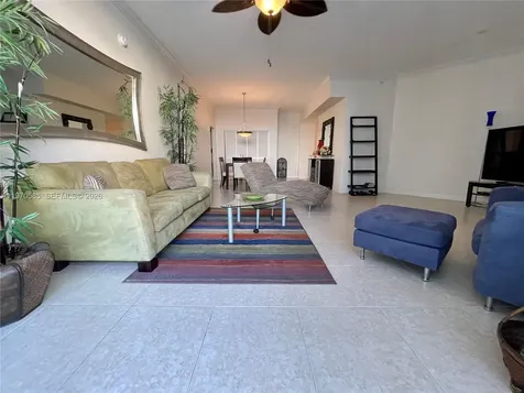 3001 S Ocean Drive Hollywood FL 33019