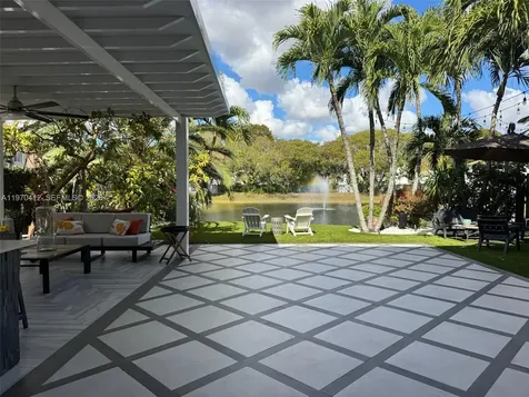 10973 NW 53rd Lane Doral FL 33178