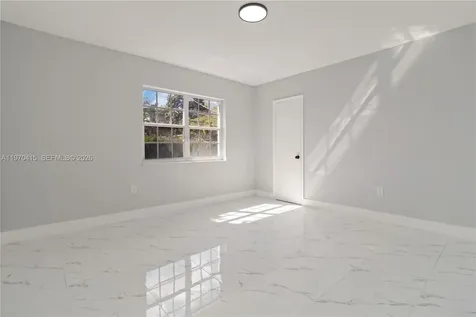 1721 NW 51st Street Miami FL 33142