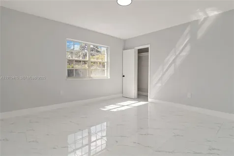 1721 NW 51st Street Miami FL 33142