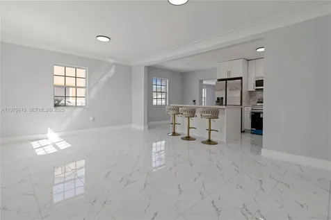1721 NW 51st Street Miami FL 33142