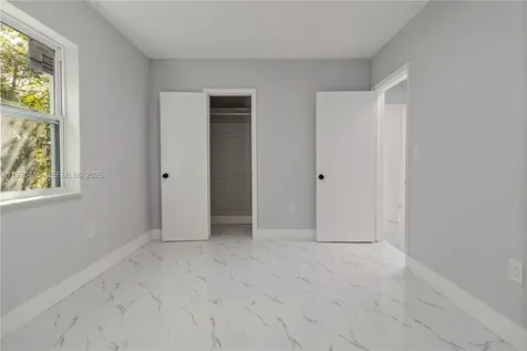 1721 NW 51st Street Miami FL 33142