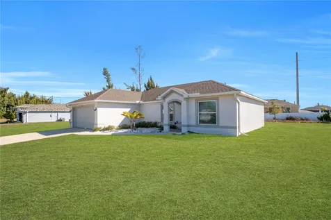 1105 NW 24th Place Cape Coral FL 33993