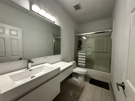 10832 NW 84th Street Doral FL 33178
