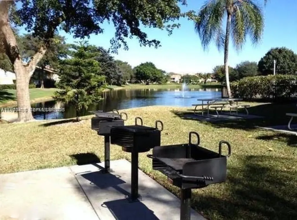 Pompano Beach FL 33069