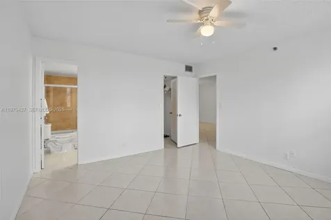 3300 W Rolling Hills Circle Davie FL 33328