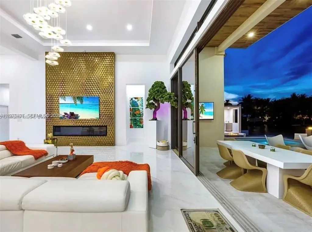 2225 NE 19th Street Fort Lauderdale FL 33305