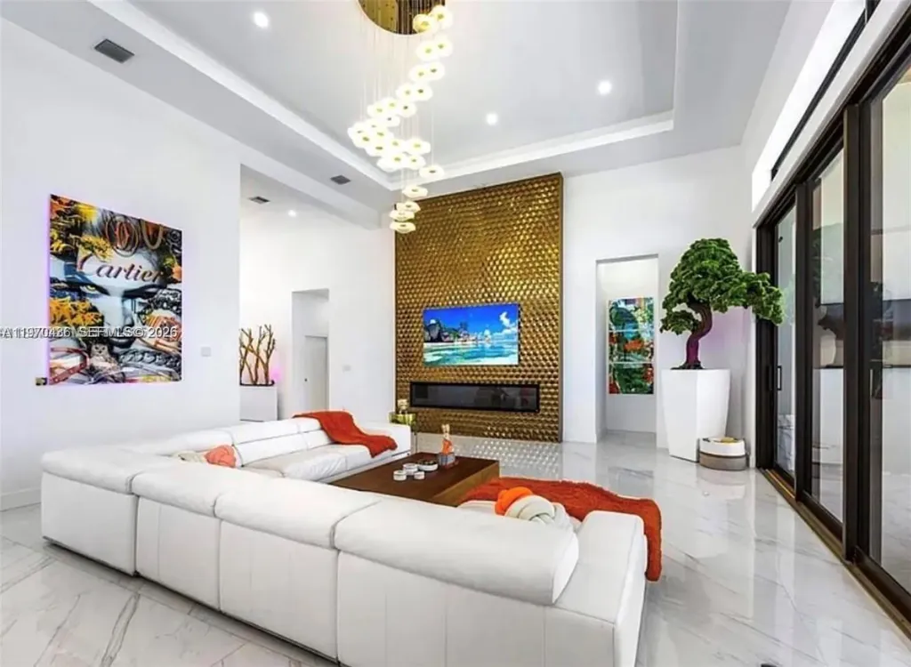 2225 NE 19th Street Fort Lauderdale FL 33305