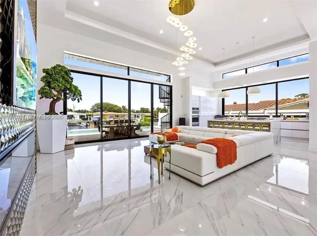 2225 NE 19th Street Fort Lauderdale FL 33305