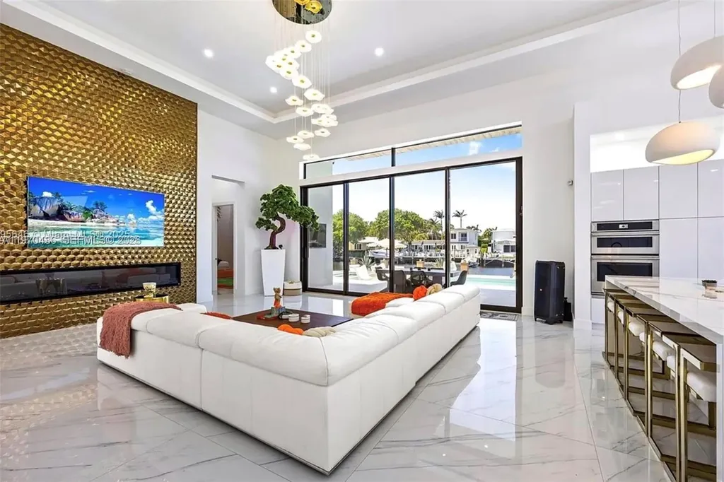 2225 NE 19th Street Fort Lauderdale FL 33305