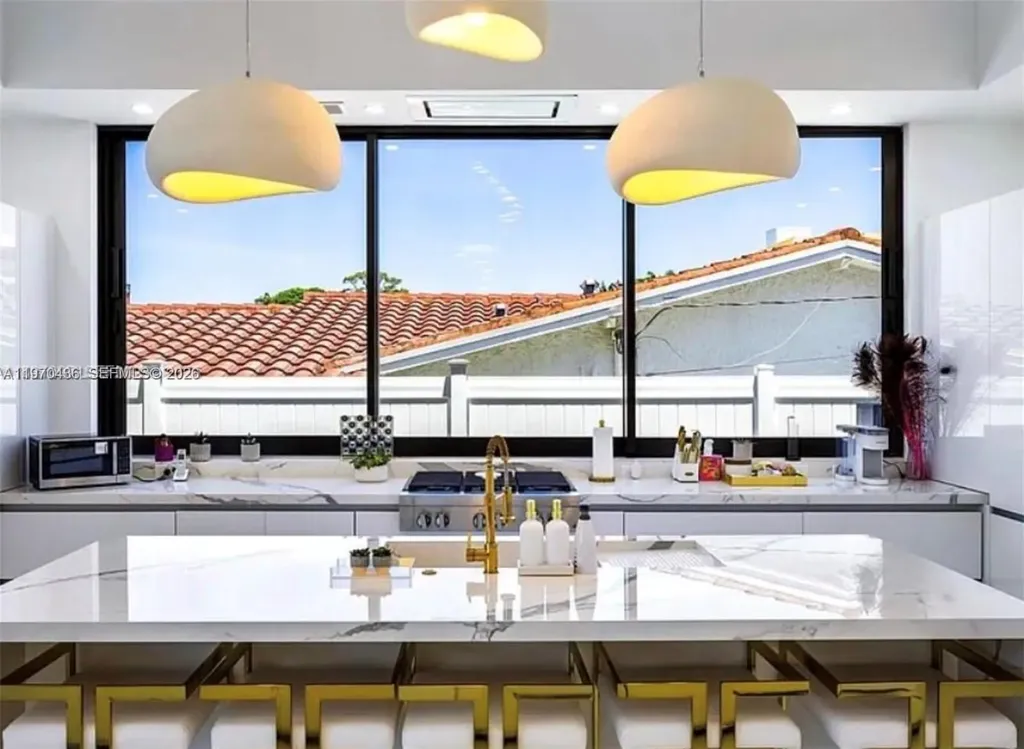 2225 NE 19th Street Fort Lauderdale FL 33305