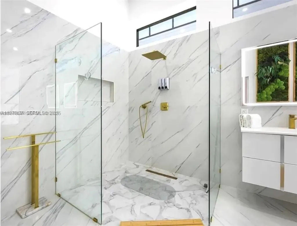 2225 NE 19th Street Fort Lauderdale FL 33305