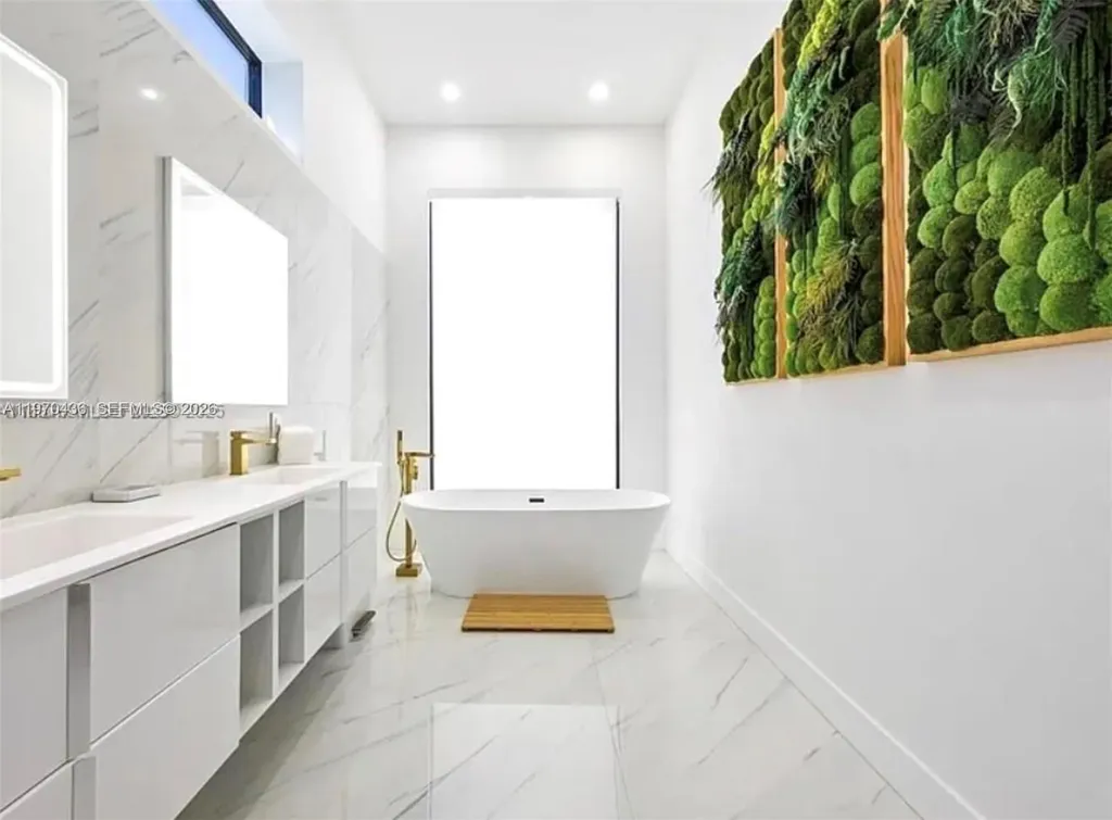 2225 NE 19th Street Fort Lauderdale FL 33305