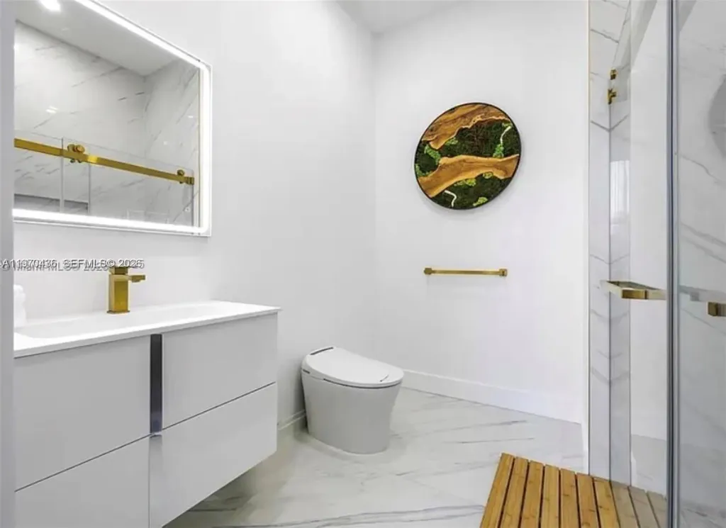 2225 NE 19th Street Fort Lauderdale FL 33305