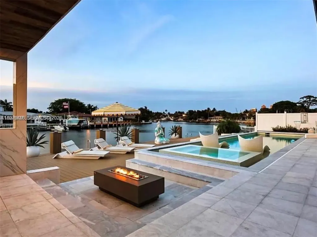 2225 NE 19th Street Fort Lauderdale FL 33305