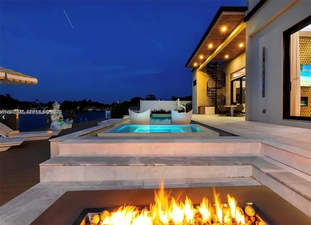 2225 NE 19th Street Fort Lauderdale FL 33305