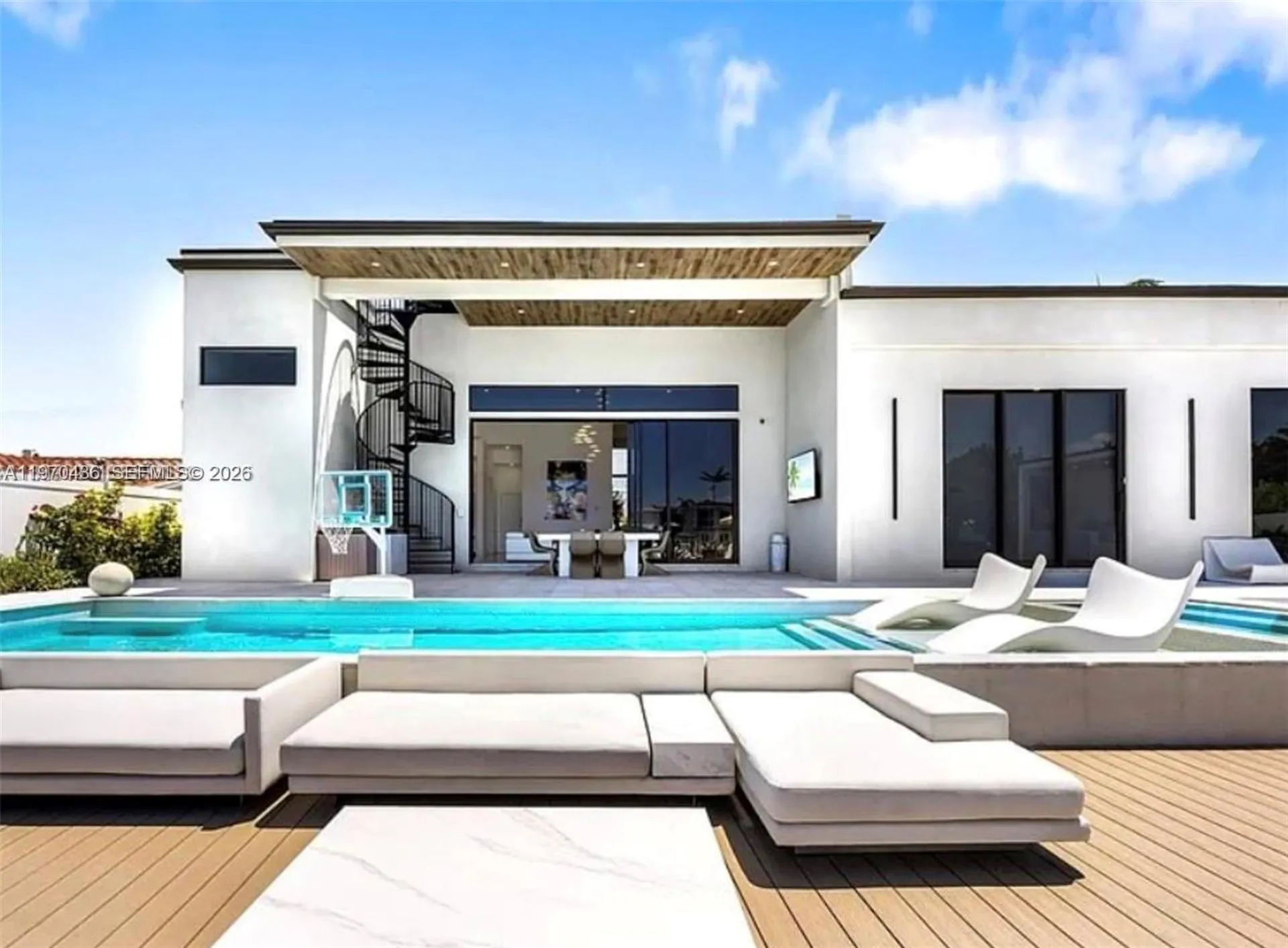 2225 NE 19th Street Fort Lauderdale FL 33305