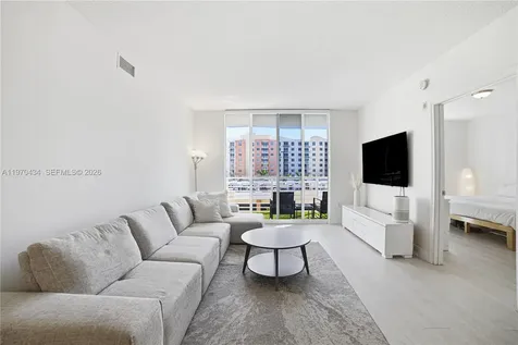 2775 NE 187th Street Aventura FL 33180