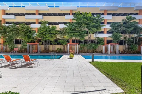 2775 NE 187th Street Aventura FL 33180