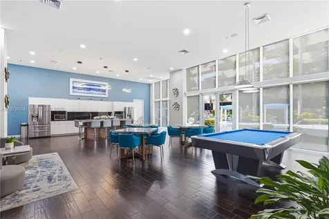 2775 NE 187th Street Aventura FL 33180