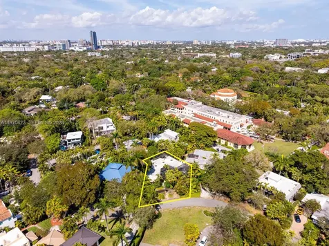 3441 Poinciana Avenue Coconut Grove FL 33133