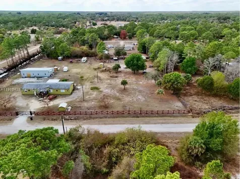 220 N Palomino Street Clewiston FL 33440