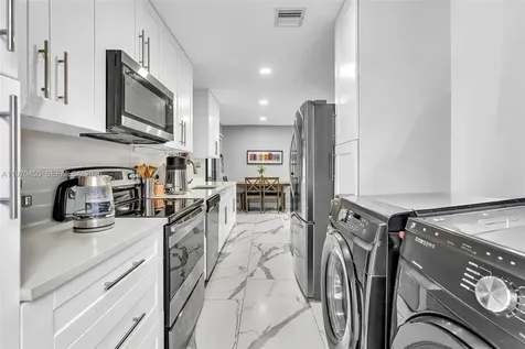6781 Franklin Street Hollywood FL 33024