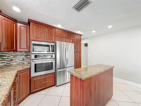 4241 NW 74th Avenue Lauderhill FL 33319
