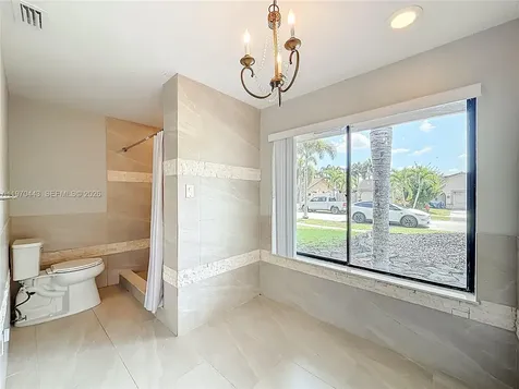 4241 NW 74th Avenue Lauderhill FL 33319