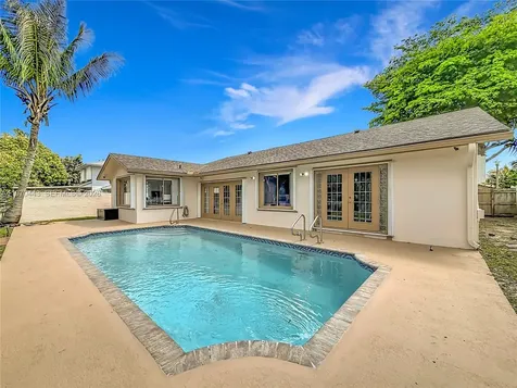 4241 NW 74th Avenue Lauderhill FL 33319