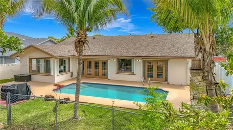 4241 NW 74th Avenue Lauderhill FL 33319