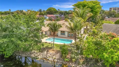 4241 NW 74th Avenue Lauderhill FL 33319