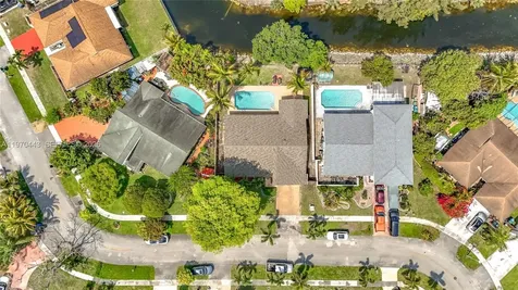 4241 NW 74th Avenue Lauderhill FL 33319