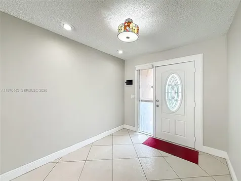 4241 NW 74th Avenue Lauderhill FL 33319