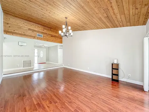 4241 NW 74th Avenue Lauderhill FL 33319