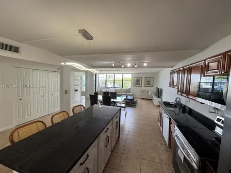 20381 NE 30th Avenue Aventura FL 33180