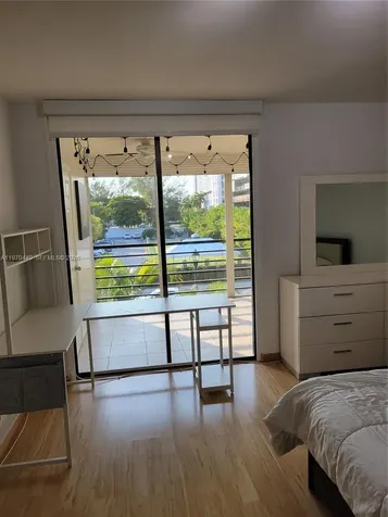 20381 NE 30th Avenue Aventura FL 33180