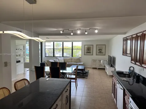 20381 NE 30th Avenue Aventura FL 33180